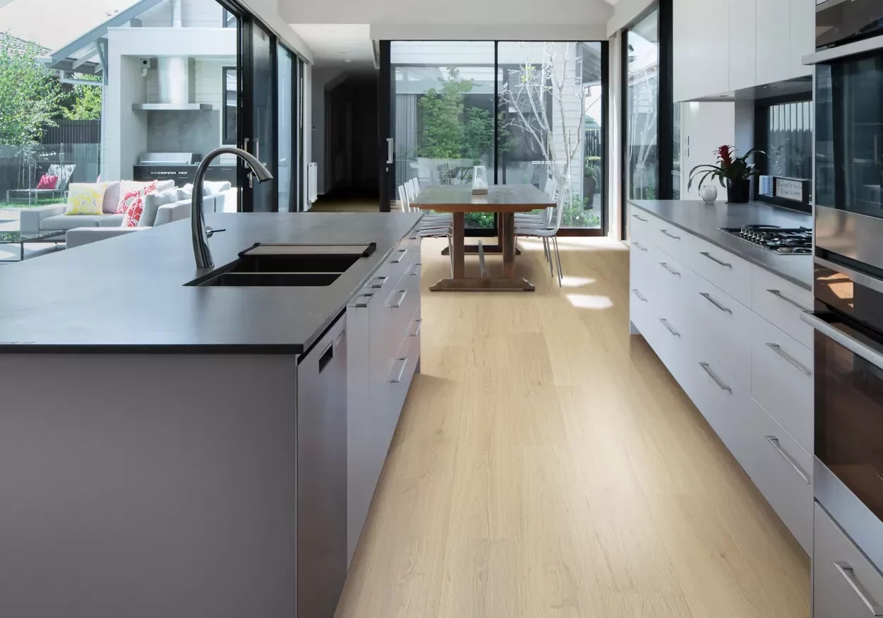 Cabinets & countertop